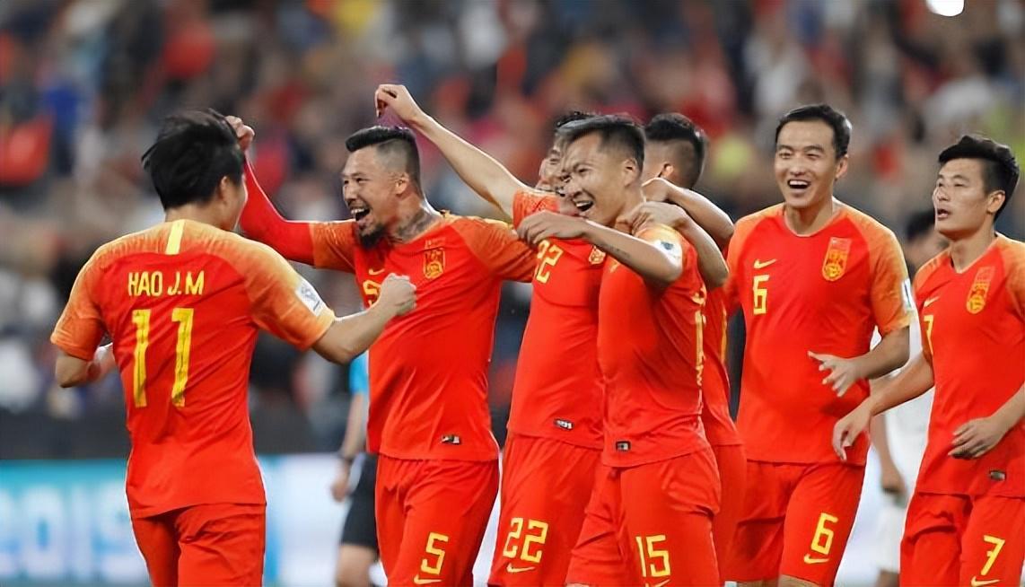 龙8国际登录入口-同样是落选U23国足，为何朱鹏宇能补招进国家队，依木兰却不能